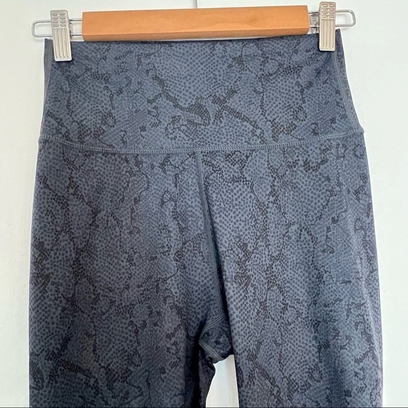 ALL FENIX Python Charcoal 7/8 Legging - Picture 3 of 7